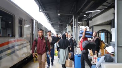 Penupang KAI. Foto: Antara