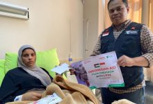 Dompet Dhuafa salurkan bantuan ke penyintas Palestina di Kairo, Mesir. Foto: Dompet Dhuafa