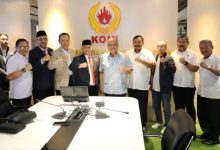 Penyerahan dokumen Koni Banten dan Lampung ke Koni Pusat. Foto Antara