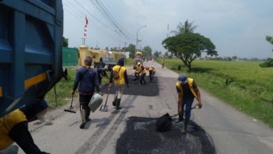 Salah satu ruas jalan wisata yang diperbaikai DPUPR Provinsi Banten. Foto BW Iskandar