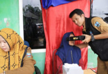 Perekaman KTP El di Kabupaten Serang. Foto: LKBN Antara