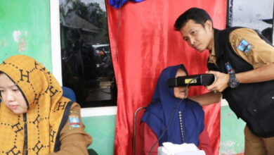 Perekaman KTP El di Kabupaten Serang. Foto: LKBN Antara