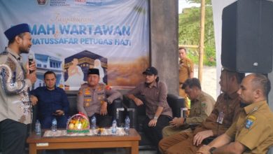 Peresmian rumah wartawan Cilegon. Foto Daeng Yusvin