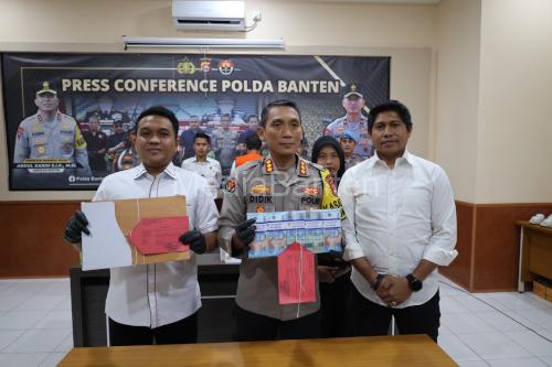 Konferensi Pers Polda Banten. Foto: Yono