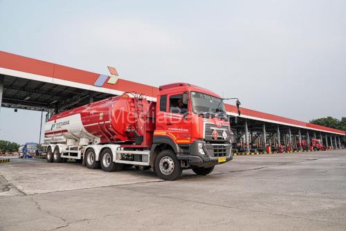 Pertamina Patra Niaga memperkuat distribusi BBM. Foto Pertamina patra Niaga