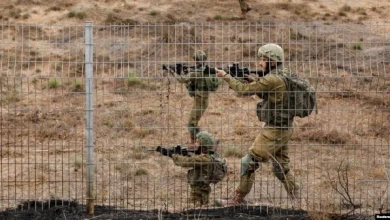 Pasukan Israel di perbatasan Gaza, Palestina. Foto: VOA Indonesia