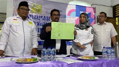 Jumpa pers Perumda NKR Tangerang soal laporan balik pedagang Pasar Kutabumi. Foto: Iqbal Kurnia