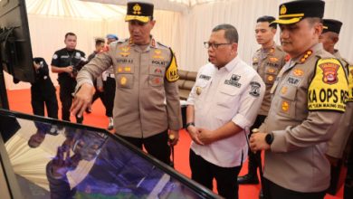 Pj Gubernur Banten, Ucok Abdulrouf Damenta dan Kapolda Banten, Irjen Pol Suyudi Ario Seto meninjau Pospam Terpadu di Tangerang. Foto: Biro Adpim Banten