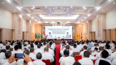 Ratusan Kepsek SMAN, SMKN dan SKh se-Banten dikumpulkan di Pendopo Gubernur Banten. Foto: Biro Adpim Pemprov Banten