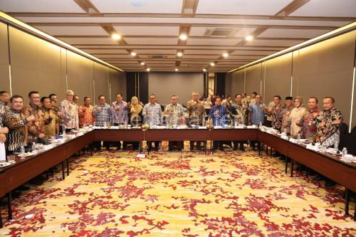 Rapat Evaluasi Anggaran di sebuah hotel di Serang. Foto: Biro Adpim Pemprov Banten