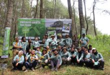 Penanaman 1.000 pohon langka Saninten di Lembang, Bandung oleh Pertamina Patra Niaga RJBB. Foto: Humas Paertamina Patra Niaga RJBB