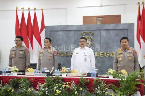 Polda Banten menggelar rakor pembatasan jam operaisonal angkutan pertambangan Foto Daeng Yusvin