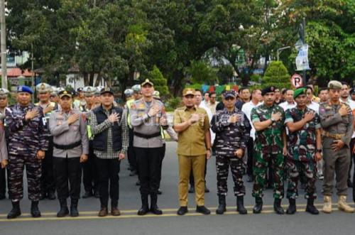 Pemkot dan Polres Cilegon gelar apel kesiapsiagaan hadapi kebakaran dan dampak kekeringan. Foto Daeng Yusvin