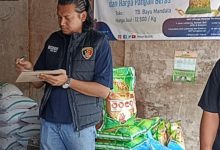 Polres Cilegon terus memantau harga dan stok beras. Foto: Daeng Yusvin