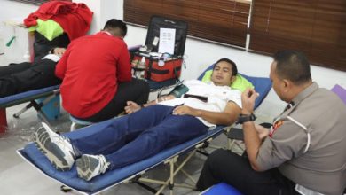 Door darah di Polres Cilegon dalam rangka HUT HUmas Polri ke-74. Foto: Daeng Yusvin