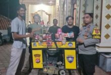 Kegiatan Warbinling dari Bhabinkamtibmas Polsek Puloampel. Foto Daeng Yusvin