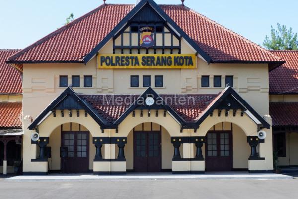 gedung polres serang kota