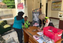 Kesehatan gratis bagi pengemudi ojol di Polres Serang dan jajarannya. Foto: Yono