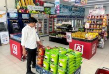 Satgas Pangan Polres Serang pantau harga beras di Kragilan dan Ciruas. foto Yono