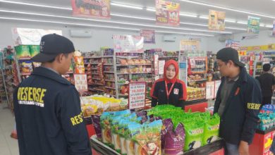 Polres Serang kembali memantau stabilitas harga di sejumlah lokasi di Kabupaten Serang. Foto: Yono