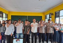 Satresnarkoba Polres Serang menyosialisasikan bahaya narkoba. Foto Yono