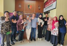Balita yang dibawa kabur dari Tulung Agung kini berada di Polres Serang. Foto Yono