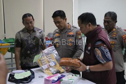 Polresta Metro Tangerang Kota bongkar kasus peredaran narkoba jenis ganja. Foto Antara