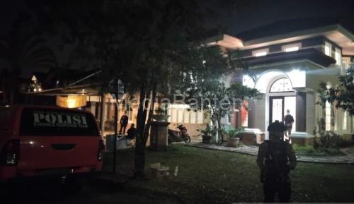 Rumah mewah di Sentul, Bogor yang digeledah Polri. Foto Antara