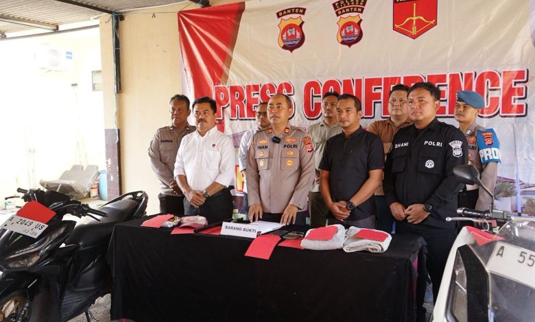 Polsek Anyer menangkap anggota gangster motor. Foto: Daeng Yusvin