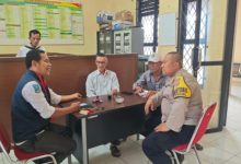 Kapolsek Bojonegara, Iptu Kyflan Ahmad Syukur gelar Sambang Kamtibmas dan Sosialisasi Call Center 110. Foto Daeng Yusvin