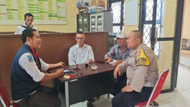 Kapolsek Bojonegara, Iptu Kyflan Ahmad Syukur gelar Sambang Kamtibmas dan Sosialisasi Call Center 110. Foto Daeng Yusvin
