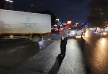 Polsek Cikande gelar strong point di lokasi rawan kemacetan. Foto Yono