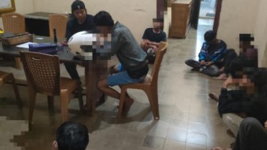 Sepuruh remaja yang diamankan Polsek Ciruas karena terlibat balapan liar. Foto Yono
