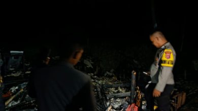 Rumah Tarmidi di Pontang tebakar. Foto Yono