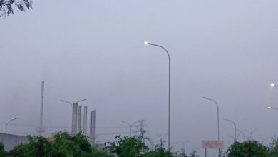 Dugaan polusi asap dari pabrik peleburan timah di Desa Kadu, Kecamatan Curug, Kabupaten Tangerang. Foto Antara
