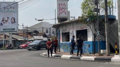 Pos Polisi di Ciceri, Kota Serang yang dirusak masa pendemo. Foto: Antara