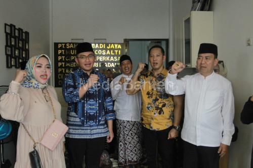 Posko Pemenangan Relawan Andika - Nanang di Kramatwatu. Foto: Budi Wahyu Iskandar