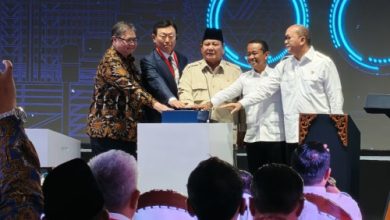 Presiden RI, Prabowo Subianto meresmikan pabrik petrokimia di Cilegon. Foto Antara