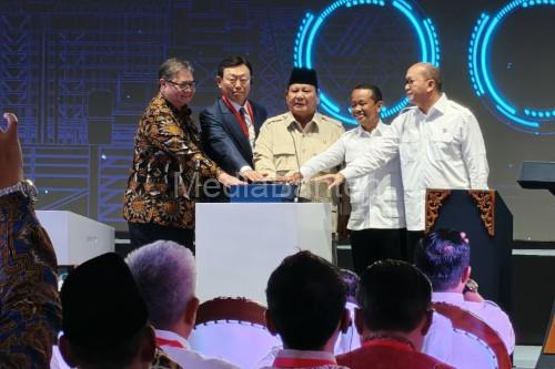 Presiden RI, Prabowo Subianto meresmikan pabrik petrokimia di Cilegon. Foto Antara