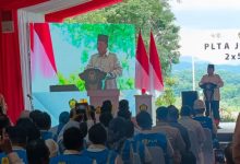 Prabowo Subianto, Presiden RI meresmkian proyek kelistrikan. Foto: Antara