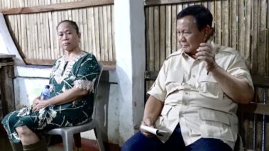 Presiden RI, Prabowo Suabianto telepon kepala BGN. Foto: Antara