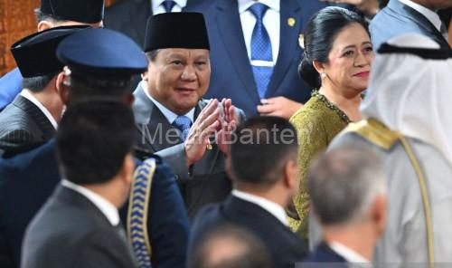Presiden RI, Prabowo Subianto bersama Puan Maharani, Ketua DPR RI. Foto Antara