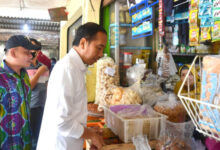 Presiden RI, Jokowi kunjungi Pasar Sentul, Yogyakarta. Foto: BPMI Satpres RI