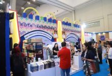 Produk unggulan UMKM yang ditawarkan Pemkot Tangerang. Foto: antara