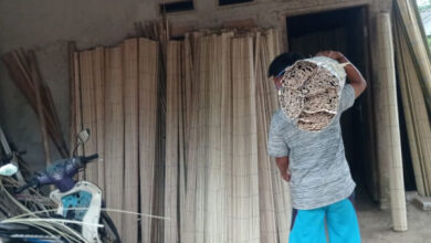 Produksi Kerai di Kampung Cihiyang, Kabupaten Lebak. Foto: LKBN Antara