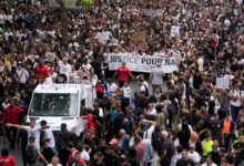 Protes penembakan remaja berbau rasisme di Perancis. Foto: VOA