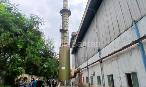 Operasional PT SLI perusahaan pengelolaan limba B3 dihentikan sementara. Foto: Antara