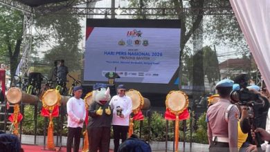 Peluncuran Badak Bercula Satu sebagai Maskot HPN 2026 di Alun-alun Kota Serang. Foto Antara