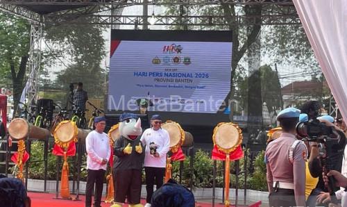 Peluncuran Badak Bercula Satu sebagai Maskot HPN 2026 di Alun-alun Kota Serang. Foto Antara