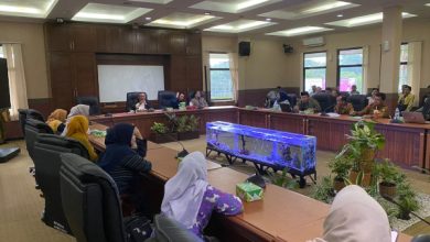 Pedagang Pasar Mauk sampaikan penolakan ke DPRD Kab Tangerang. Foto: Iqbal Kurnia